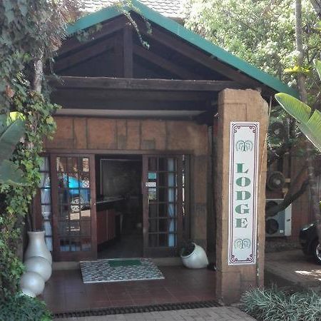 Waterside Lodge Cc بيت ريتيف المظهر الخارجي الصورة